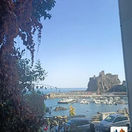 Caellitta Aci Castello